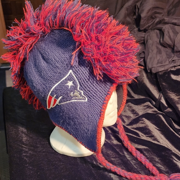 Patriots NFL Mohawh Knit hat - Picture 2 of 9